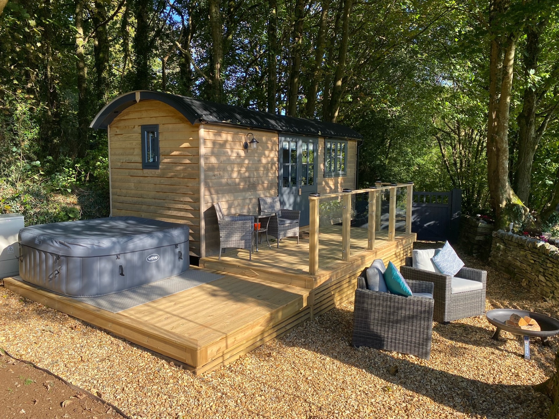 A Blackdown self build hut success in Cornwall